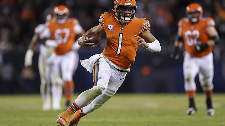 La angustia del mariscal de campo de los Chicago Bears, Justin Fields